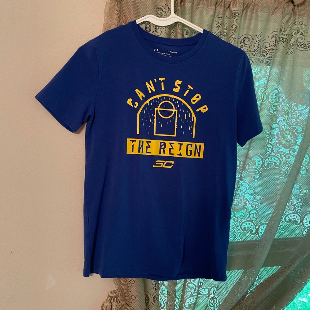 Boys Under Armor T-Shirt Sz L